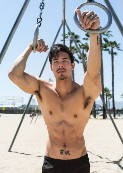 Lewis Tan photo