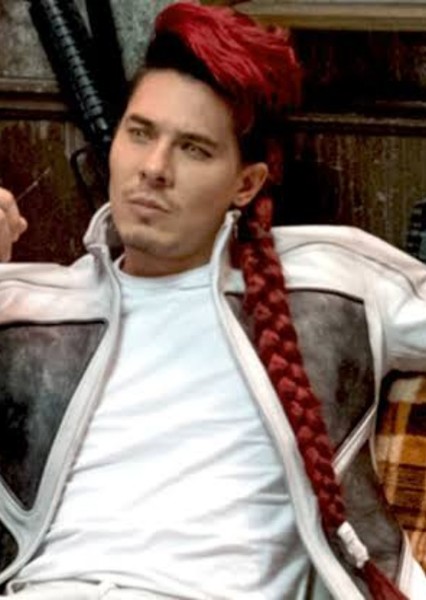 Lewis Tan photo