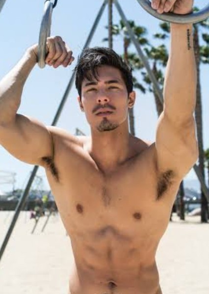 Lewis Tan photo