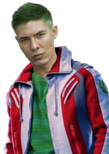 Lewis Tan photo