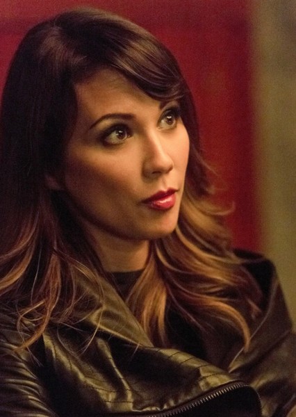 Lexa Doig photo