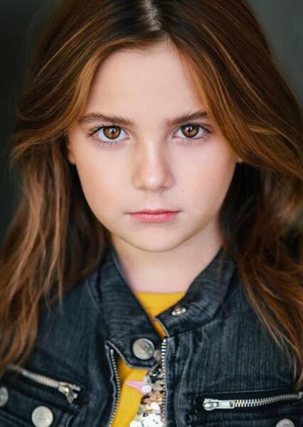 Lexi Rabe photo
