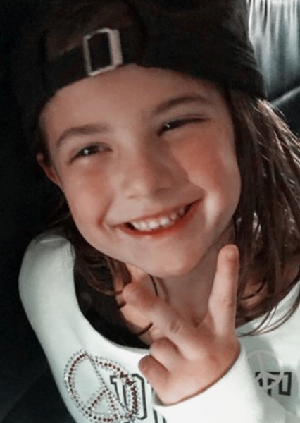 Lexi Rabe photo