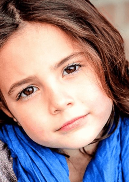 Lexi Rabe photo
