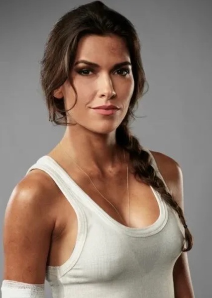 Lexi Vaziri (Blood & Treasure) photo