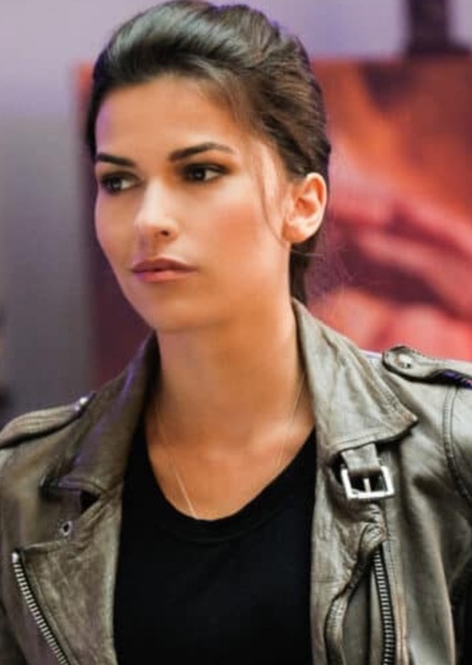 Lexi Vaziri (Blood & Treasure) photo
