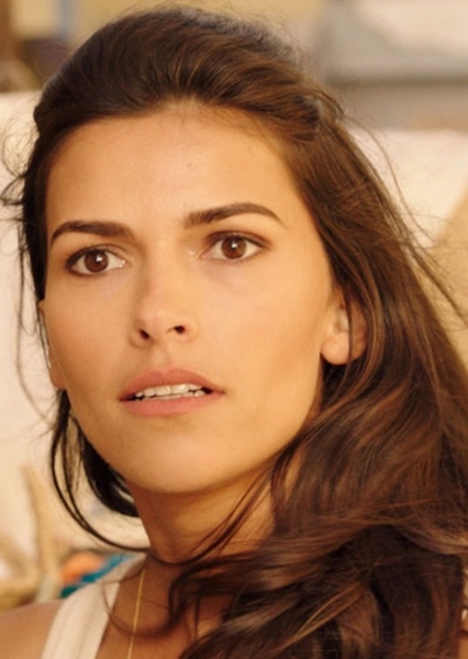 Lexi Vaziri (Blood & Treasure) photo