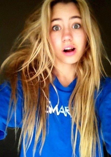 Lia Marie Johnson photo