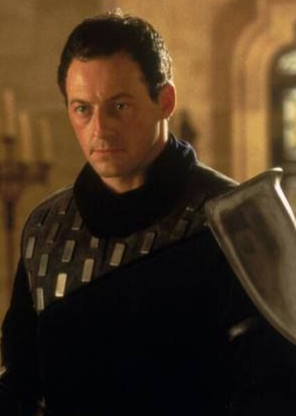 Liam Cunningham
