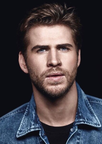 Liam Hemsworth photo
