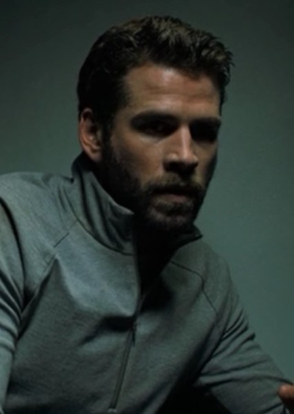 Liam Hemsworth photo