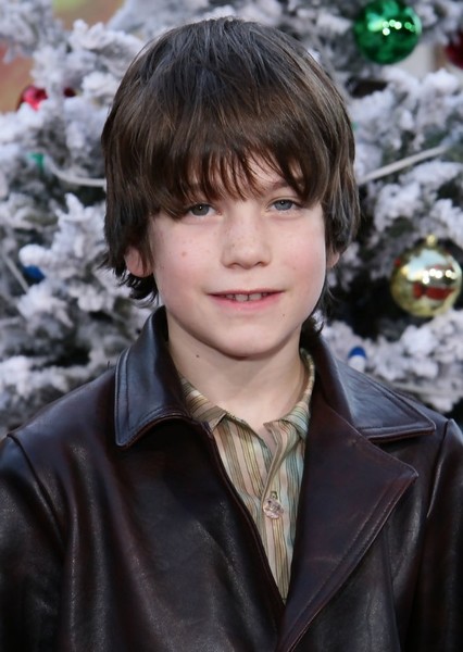 Liam James photo