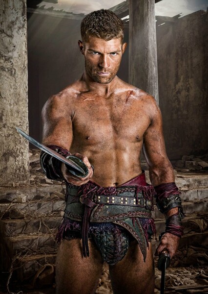 Liam McIntyre photo