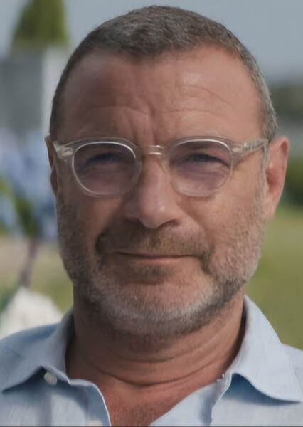 Liev Schreiber