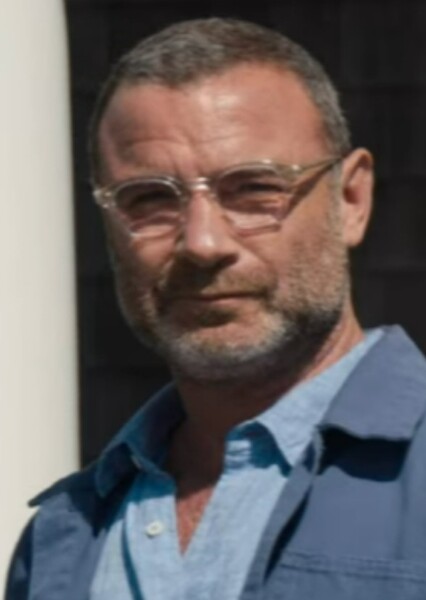 Liev Schreiber
