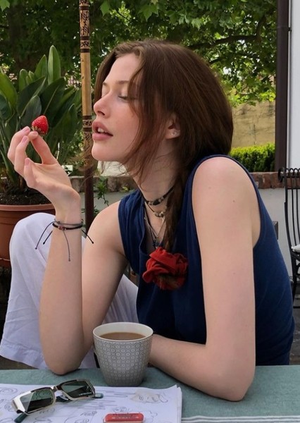 Lili Bih photo