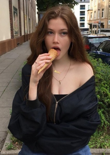 Lili Bih photo