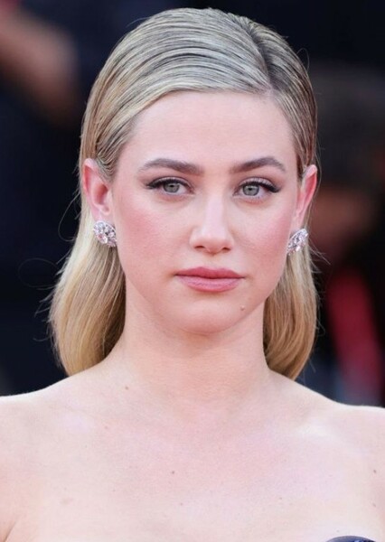 Lili Reinhart