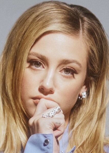 Lili Reinhart