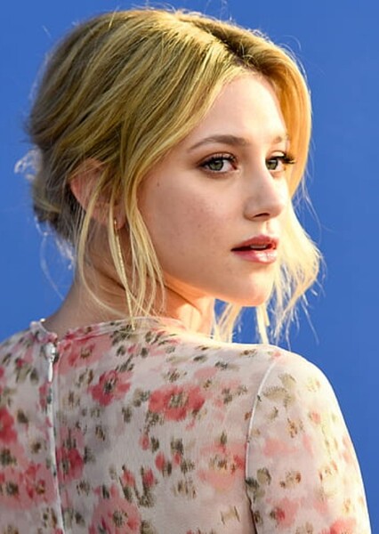 Lili Reinhart