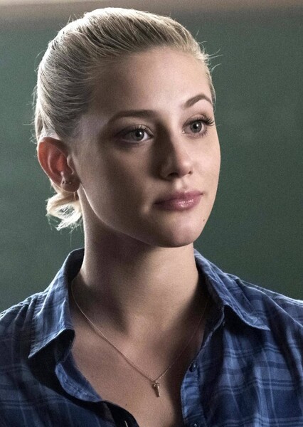 Lili Reinhart