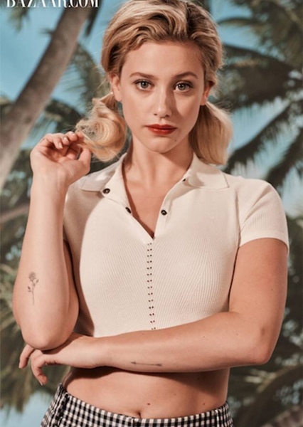 Lili Reinhart photo