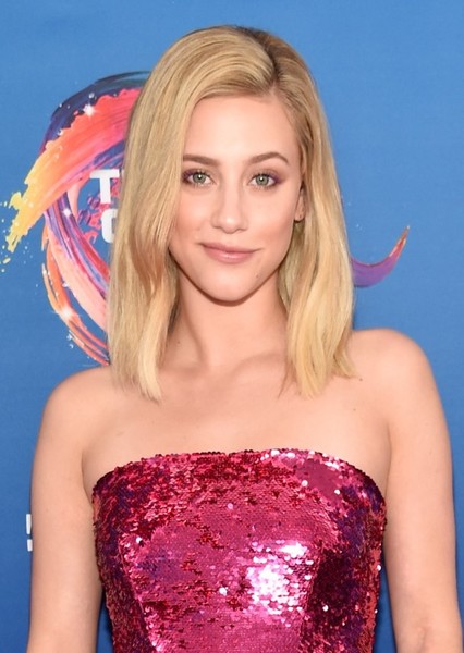 Lili Reinhart photo
