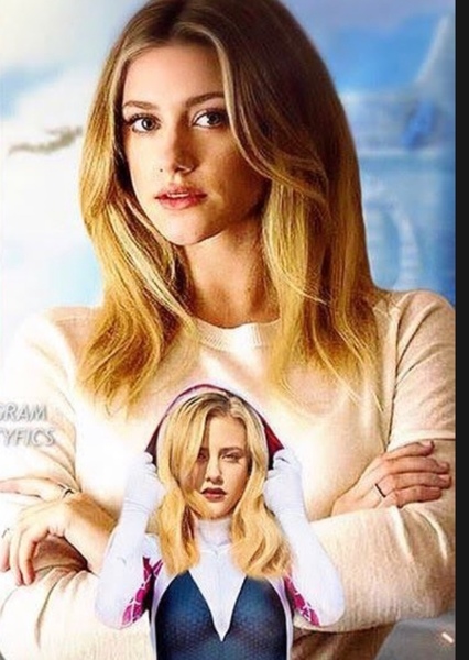 Lili Reinhart photo