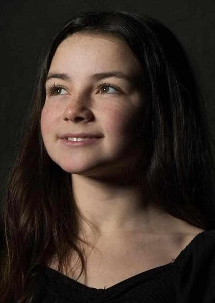 Lilly Aspell photo