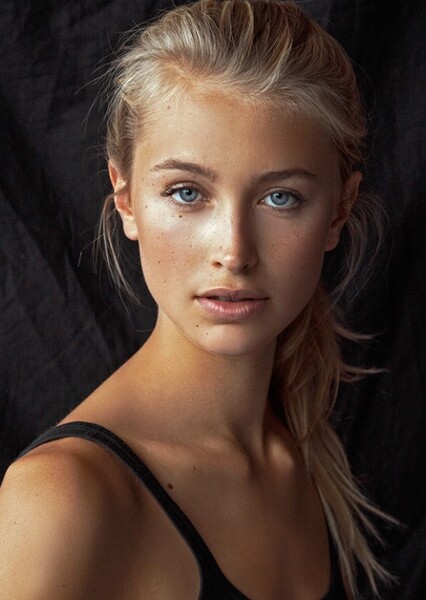 Lilly Geering photo