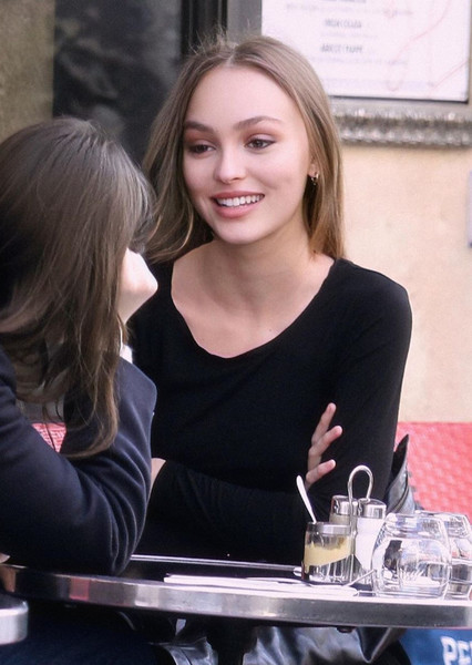 lilly rose depp photo