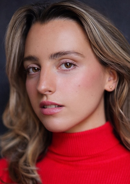 Lily Barrett photo