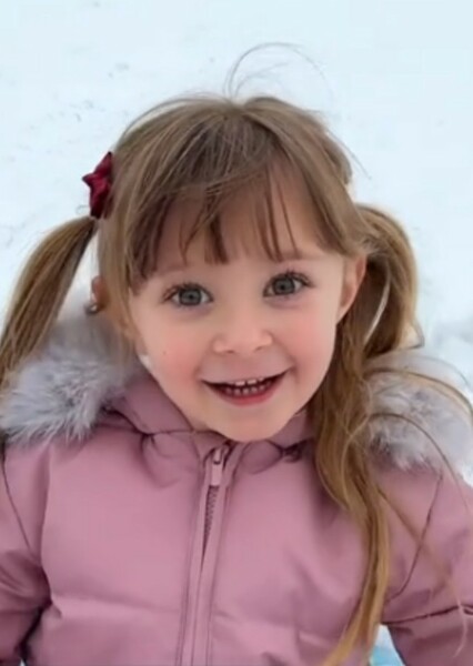 Lily Christiana photo