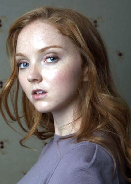 Lily Cole photo