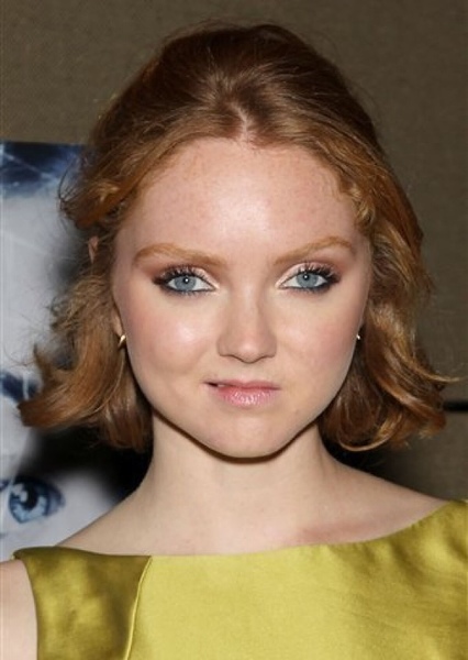 Lily Cole photo