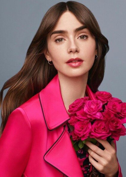 Lily Collins photo