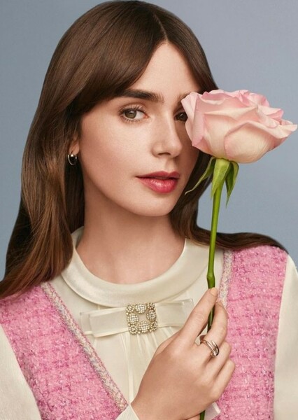 Lily Collins photo