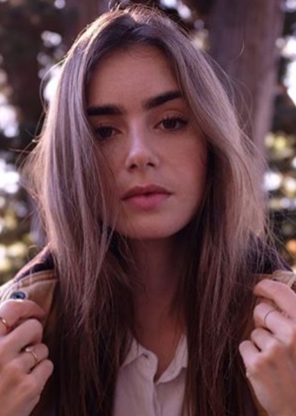 Lily Collins photo