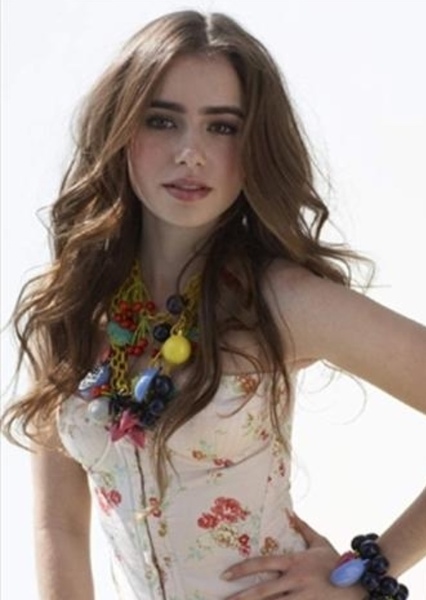 Lily Collins photo