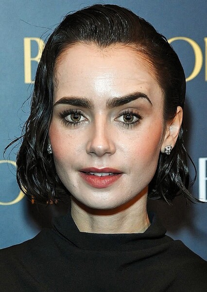 Lily Collins photo