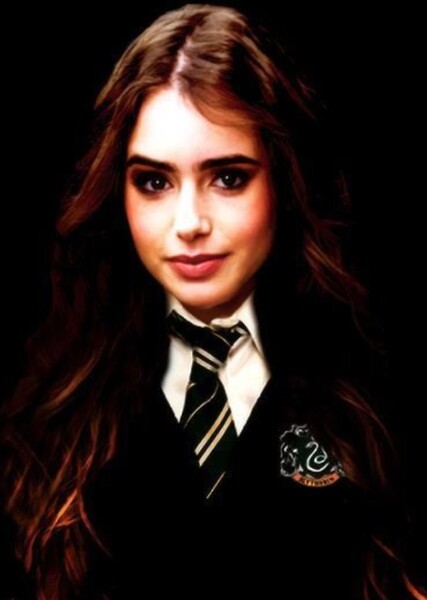 Lily Collins photo