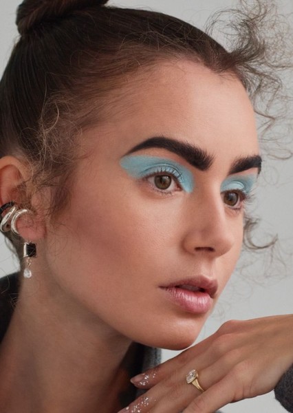 Lily Collins photo