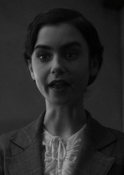 Lily Collins photo