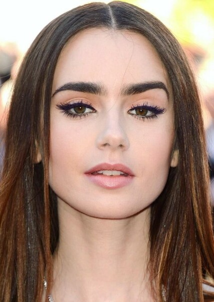 Lily Collins photo