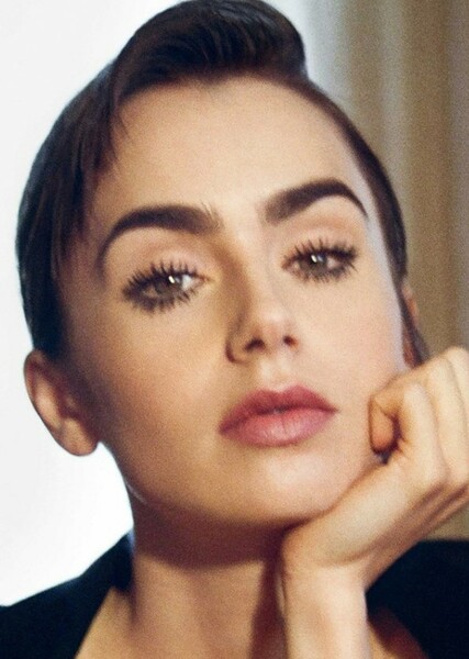 Lily Collins photo