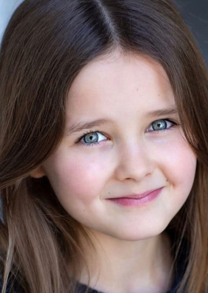 Lily Fisher photo