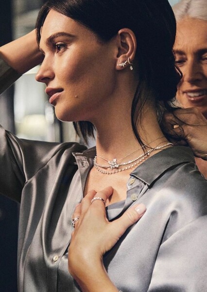 Lily James photo