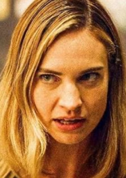 Lily James photo