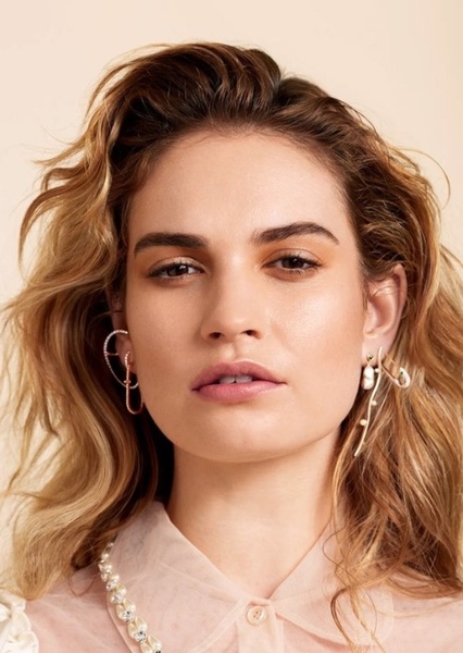 Lily James photo