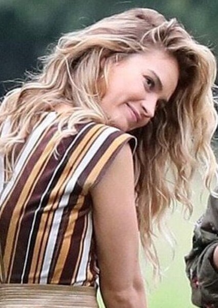 Lily James photo